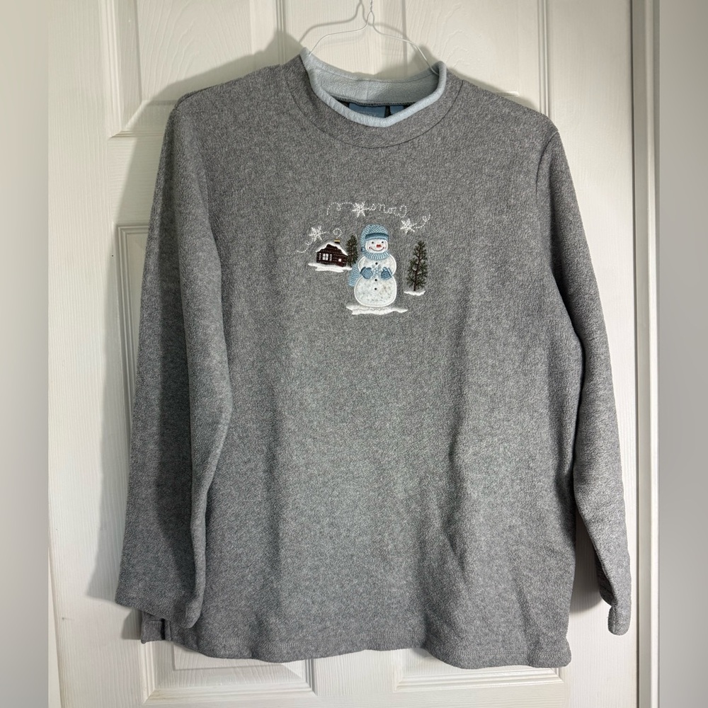 Croft & Barrow Gray Sweater with Snowman Women’s Christmas sweater Size Large